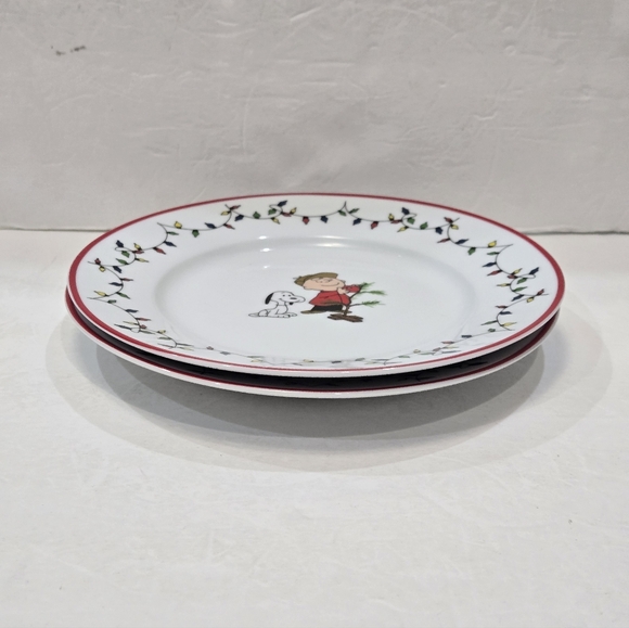NEW Peanuts A Charlie Brown Christmas Snoopy 8” Salad Dessert Plate - Set of 2 - Picture 3 of 5